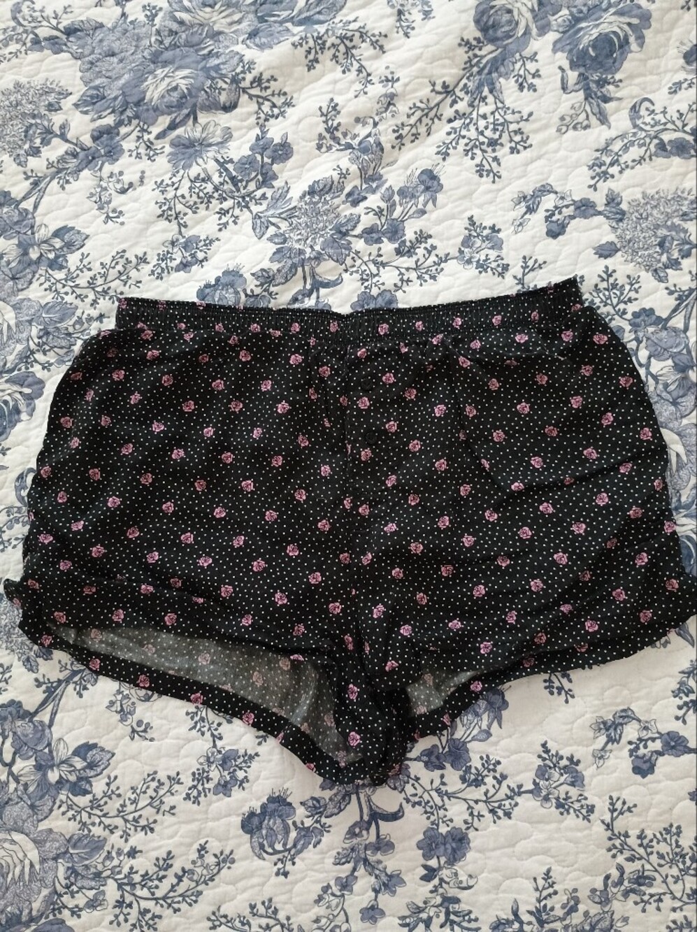 PINK Victoria's Secret Black Sleep Shorts with Pink Floral Dots